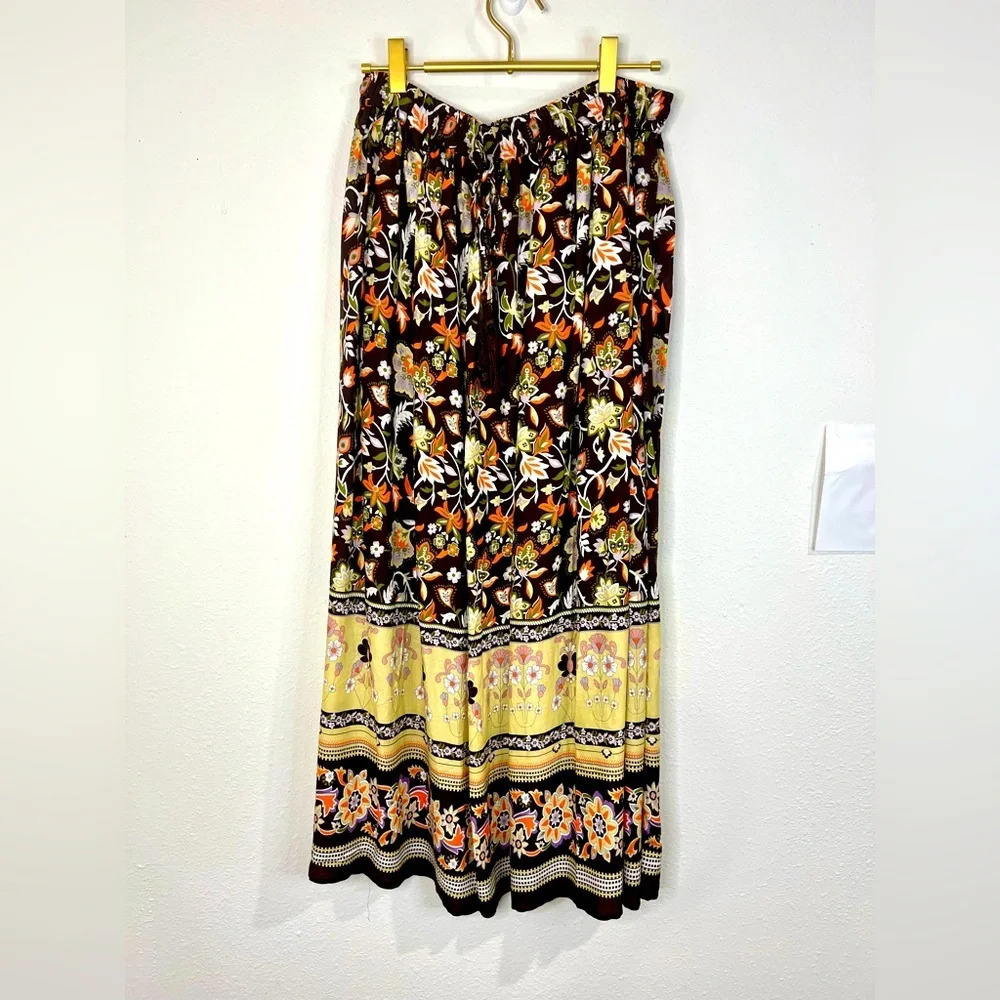 🆕 Gypsie Blu Brown and Muted Yellow Patterned Skirt